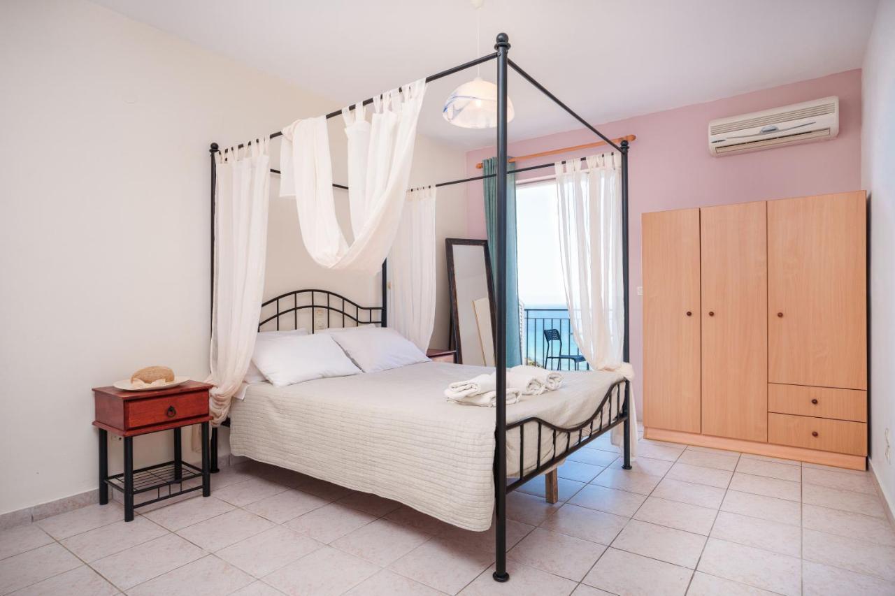 Ponente Studios Mounda Beach Ratzaklion ภายนอก รูปภาพ